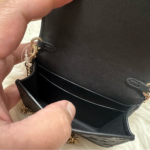 Brand New Coach Wallet with chain - Picture 4 of 11